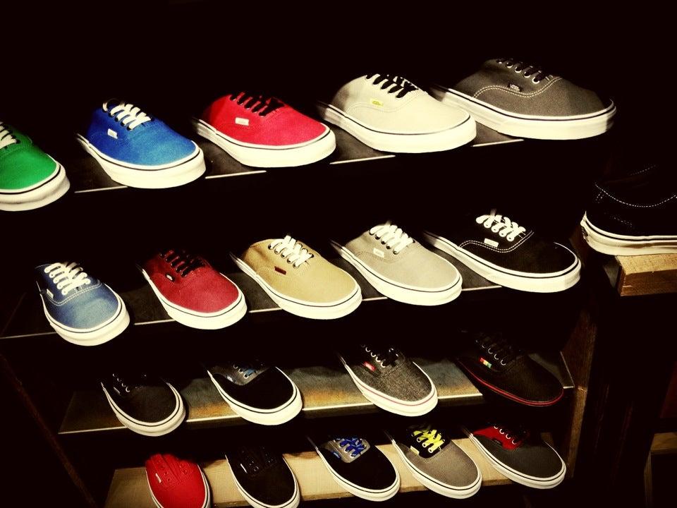 Vans Canada #8101