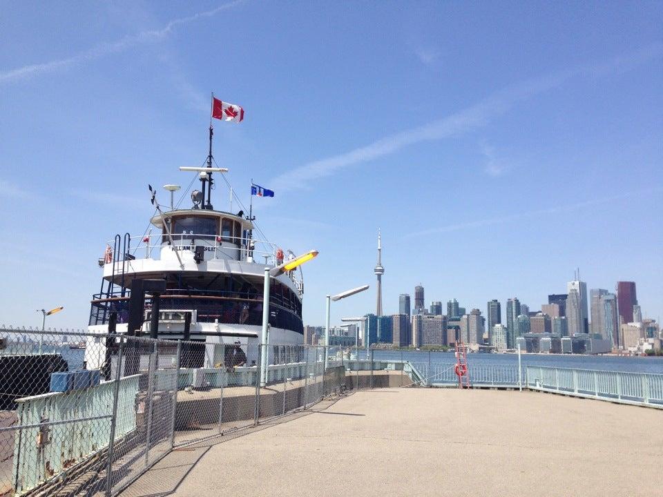 Ward's Island Ferry Dock