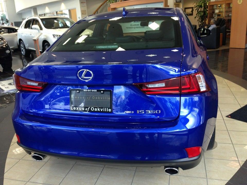 Lexus of Oakville