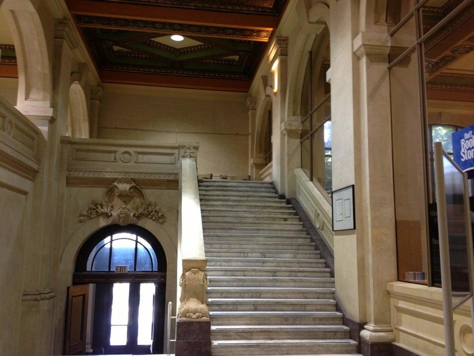 University of Toronto Bookstore