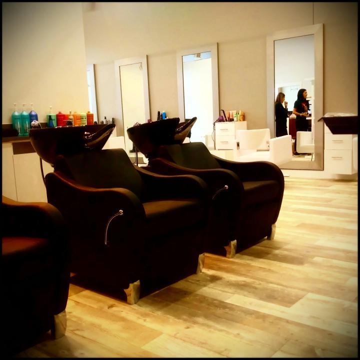 Lov Salon & Spa