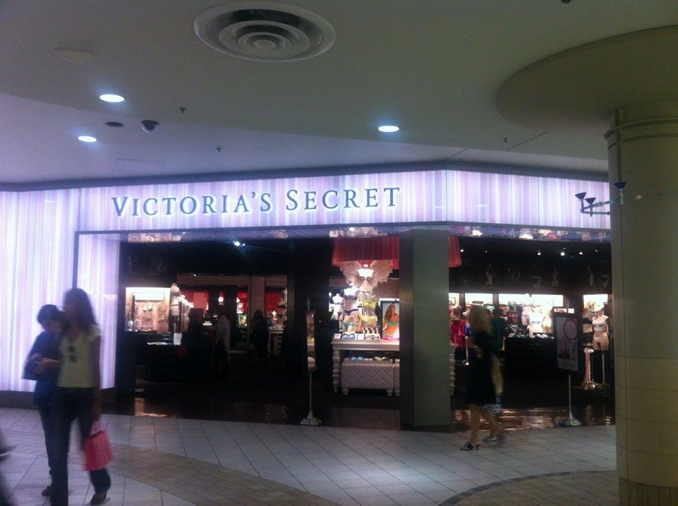 Victoria's Secret & PINK