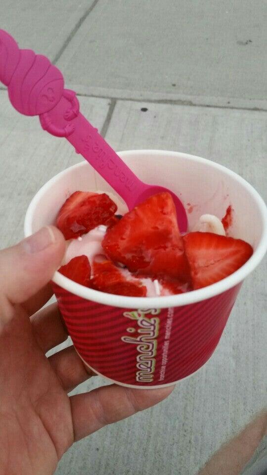 Menchie's Frozen Yogurt