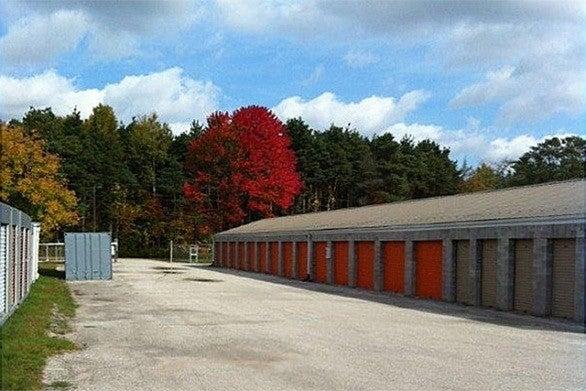 Borden Angus Self Storage