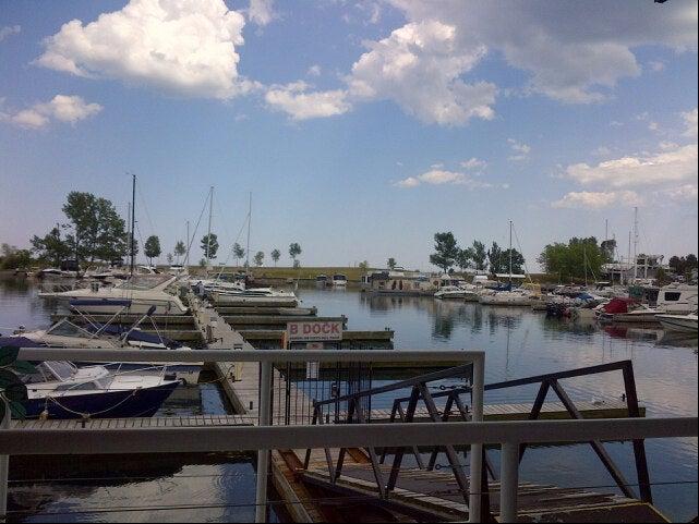 Bluffers Park Yacht Club