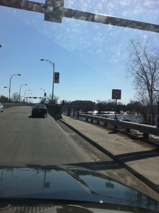 Pont Jacques-Bizard