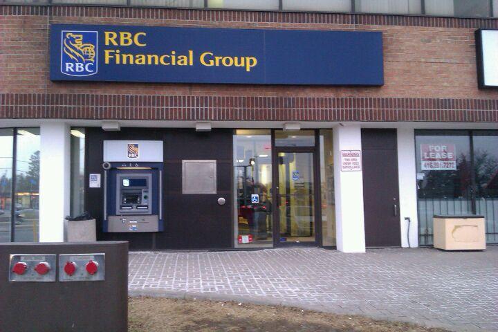 Royal Bank McCowan and Kingston Rd