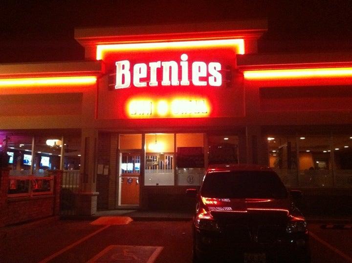 Bernie's Bar & Grill