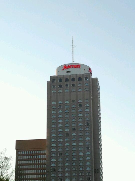 Montreal Marriott Chateau Champlain