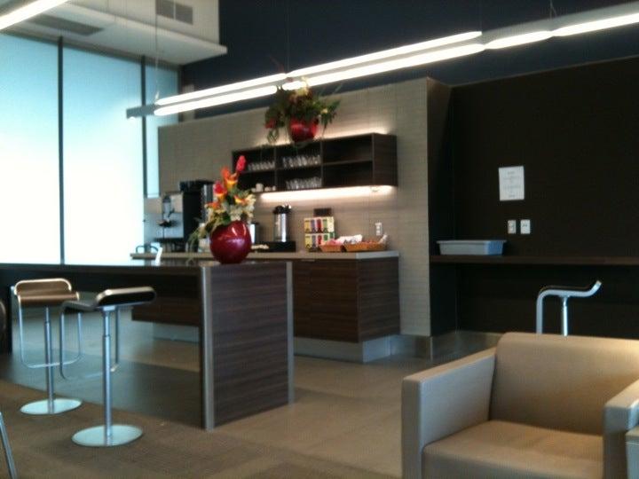 Porter Airport Lounge