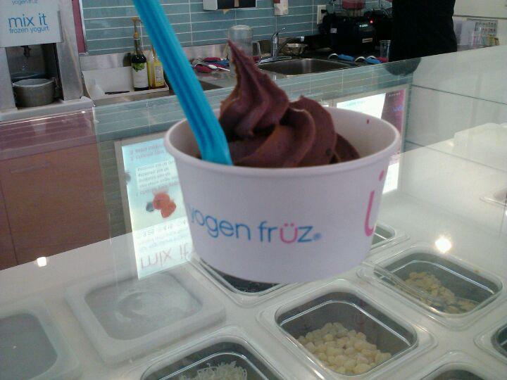 Yogen Fruz