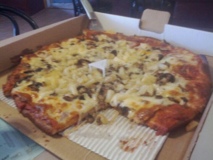 Shaunavon Pizza And Chicken