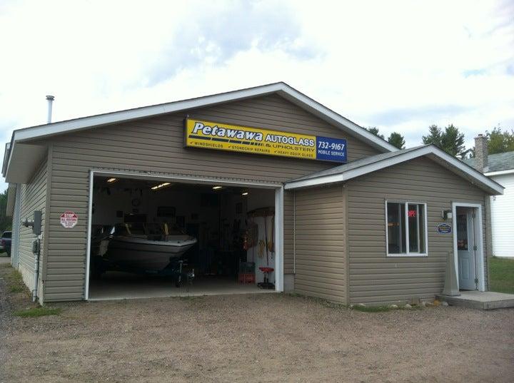 Petawawa Autoglass-Upholstery