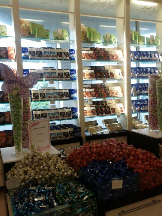 Lindt Chocolate Shop - Scarborough