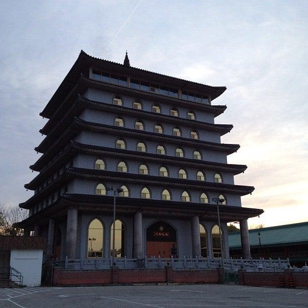 Ten Thousand Buddhas Sarira Stupa