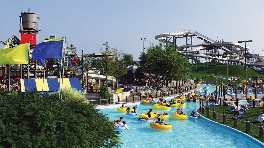 Hurricane Harbor Rockford