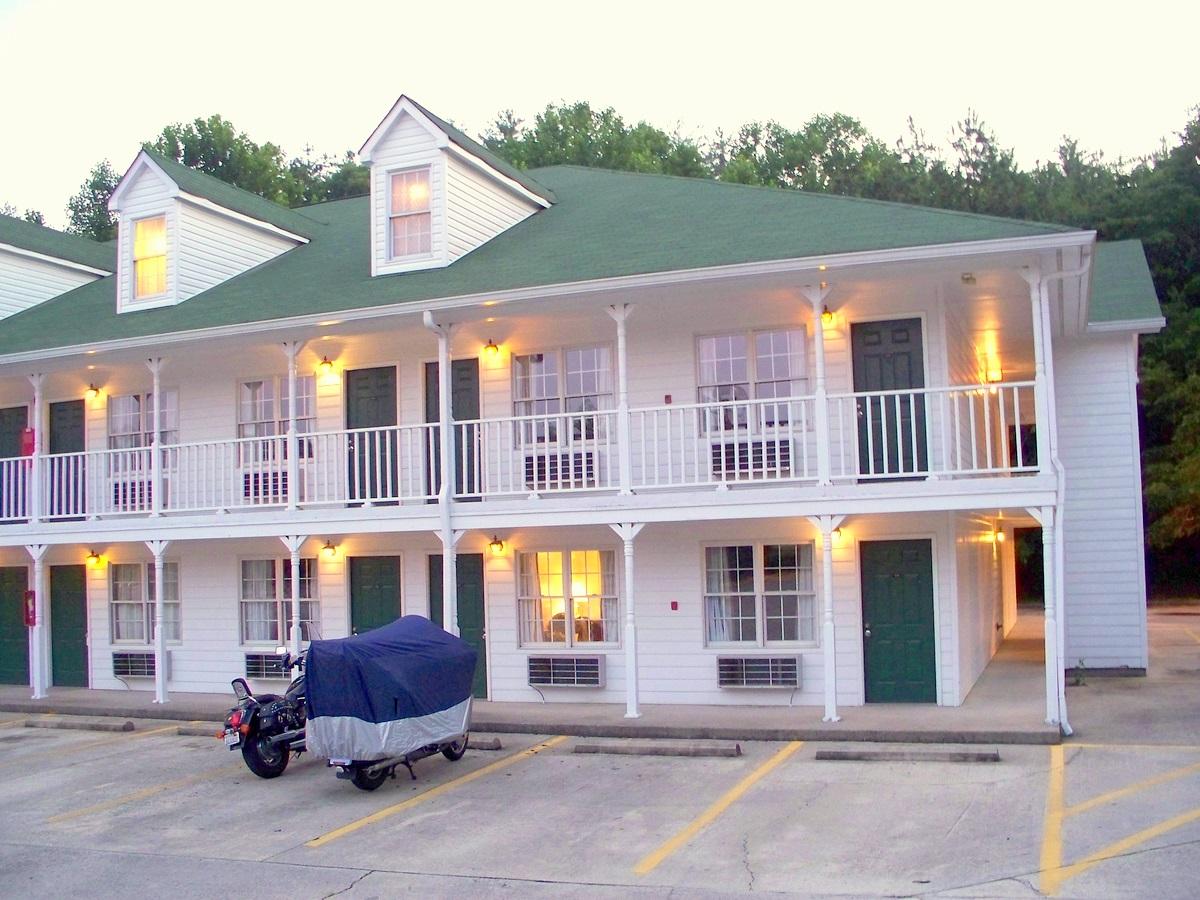 Stratford Motor Inn East Ellijay