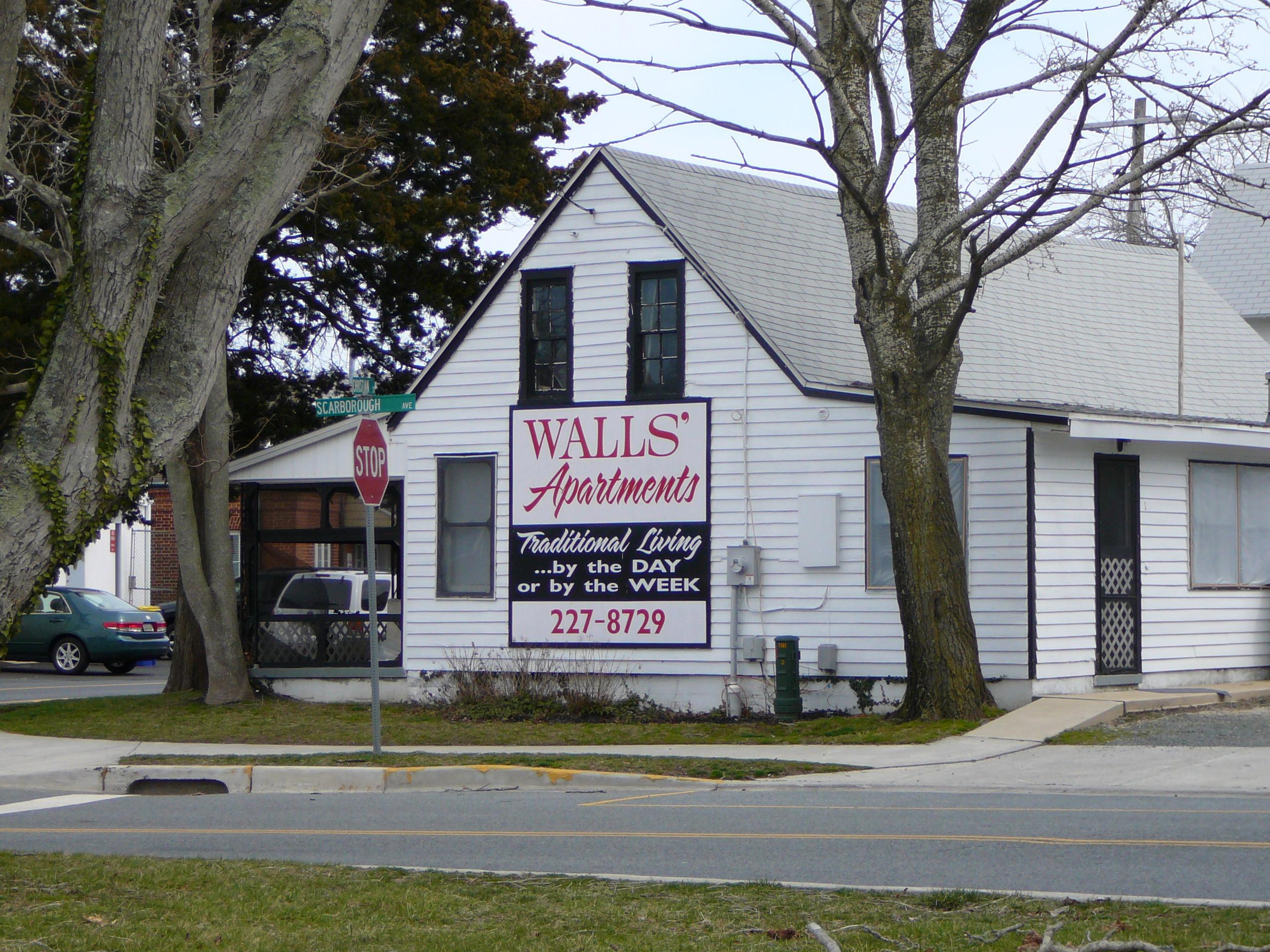 Walls Apartments