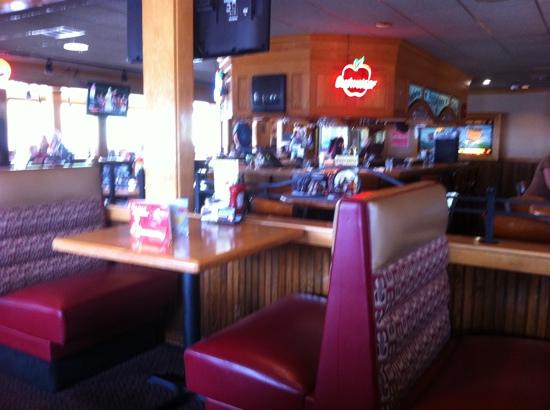 Applebee's Grill + Bar