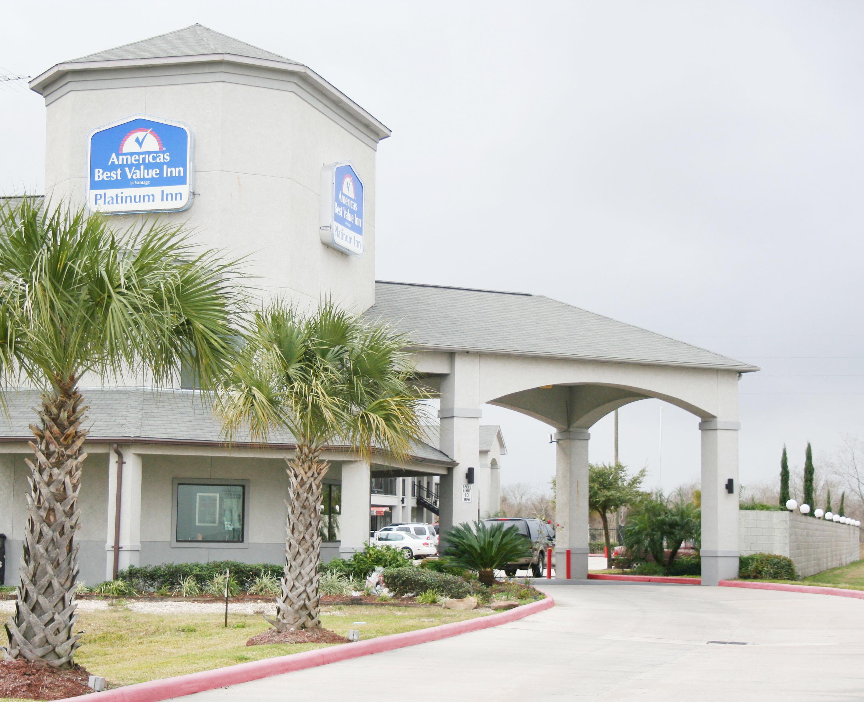 Americas Best Value Platinum Inn & Suites