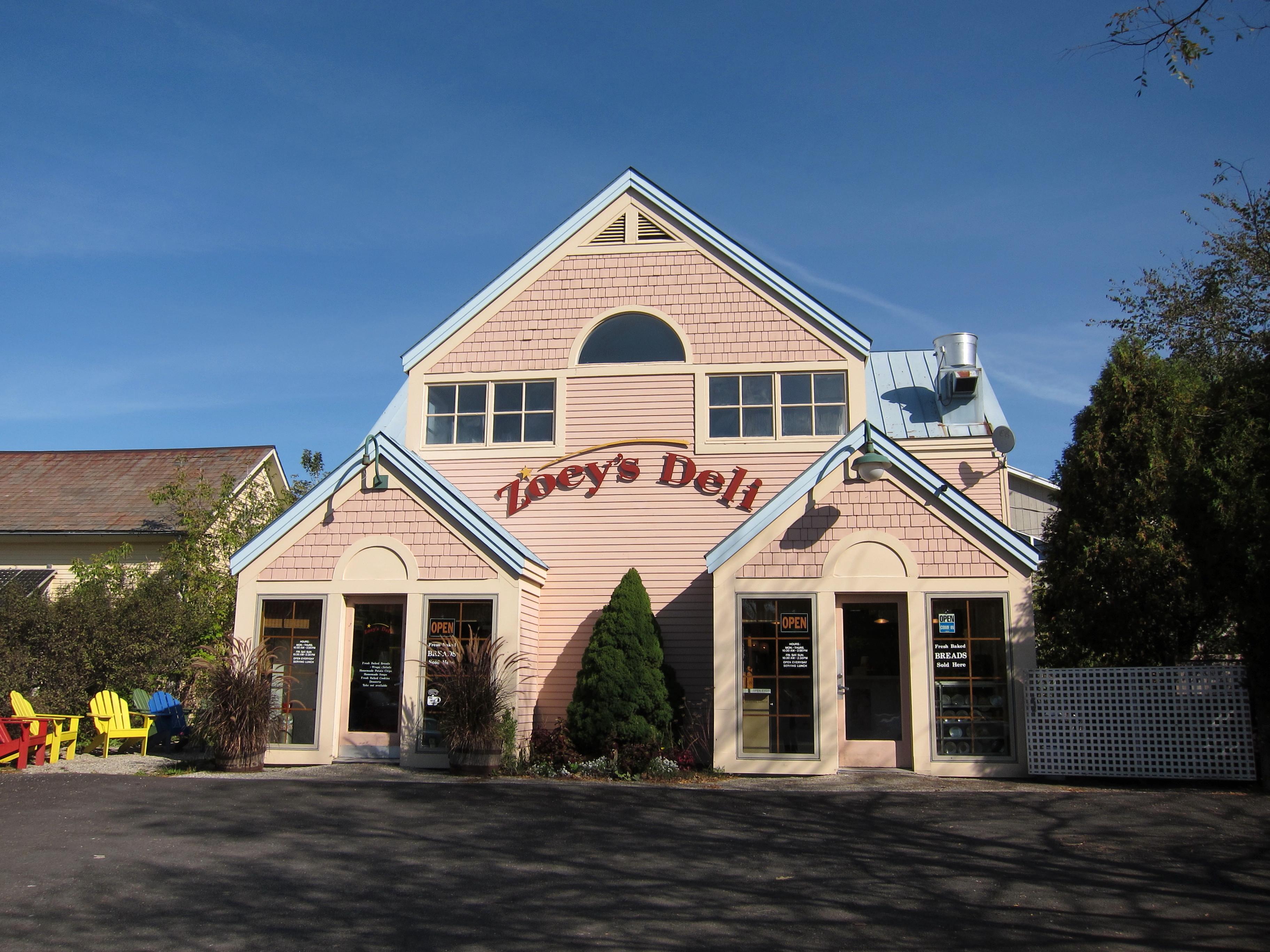 Zoey's Deli & Bakery