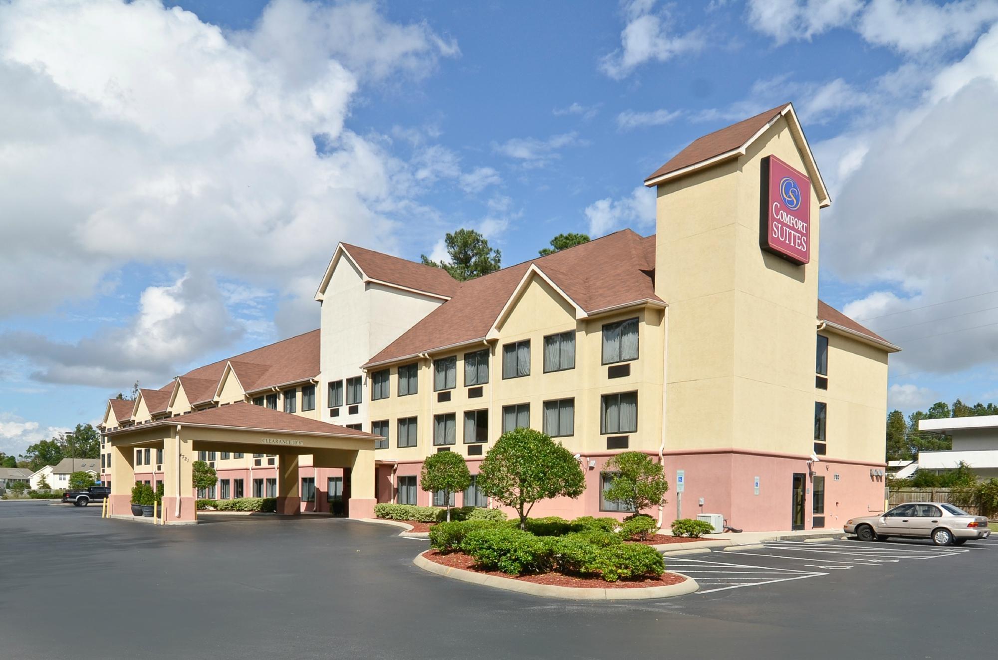 Comfort Suites Wilmington Near Downtown