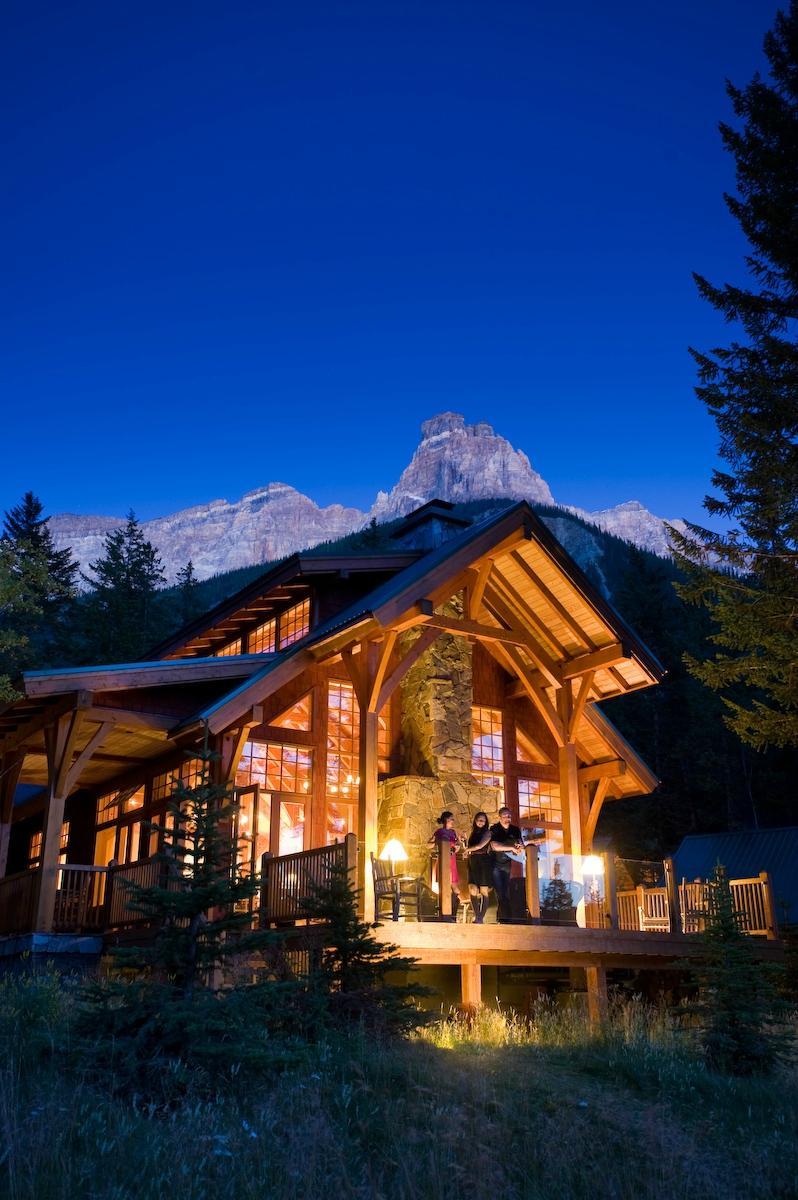 Cathedral Mountain Lodge