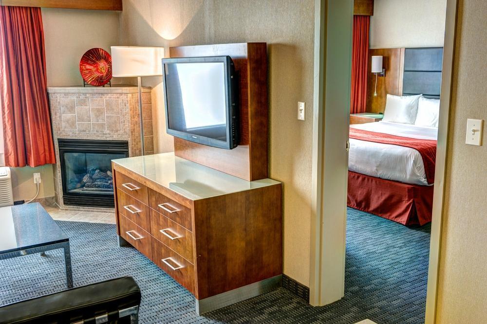 Radisson Hotel & Suites Fort Mcmurray