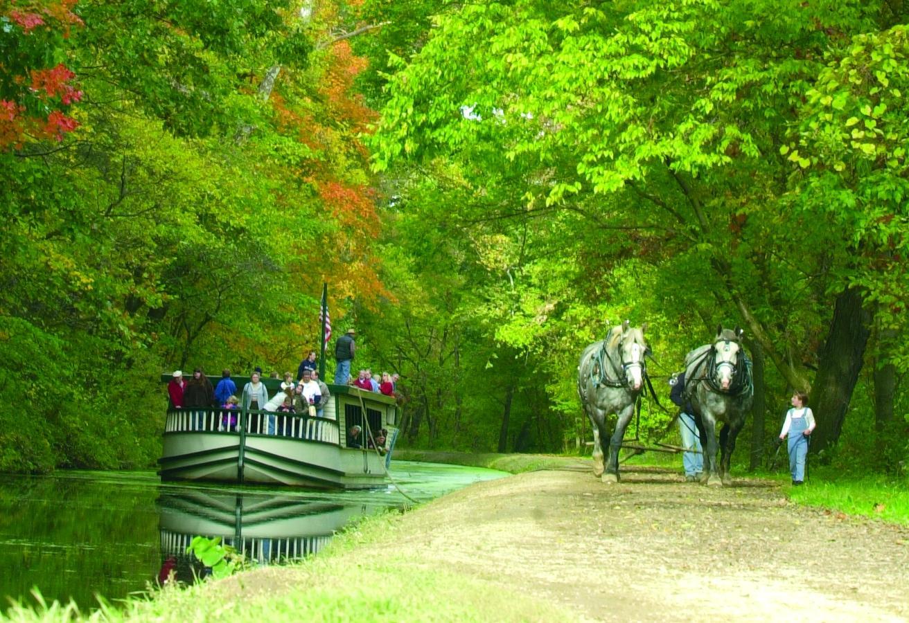 Monticello III Canal Boat Ride