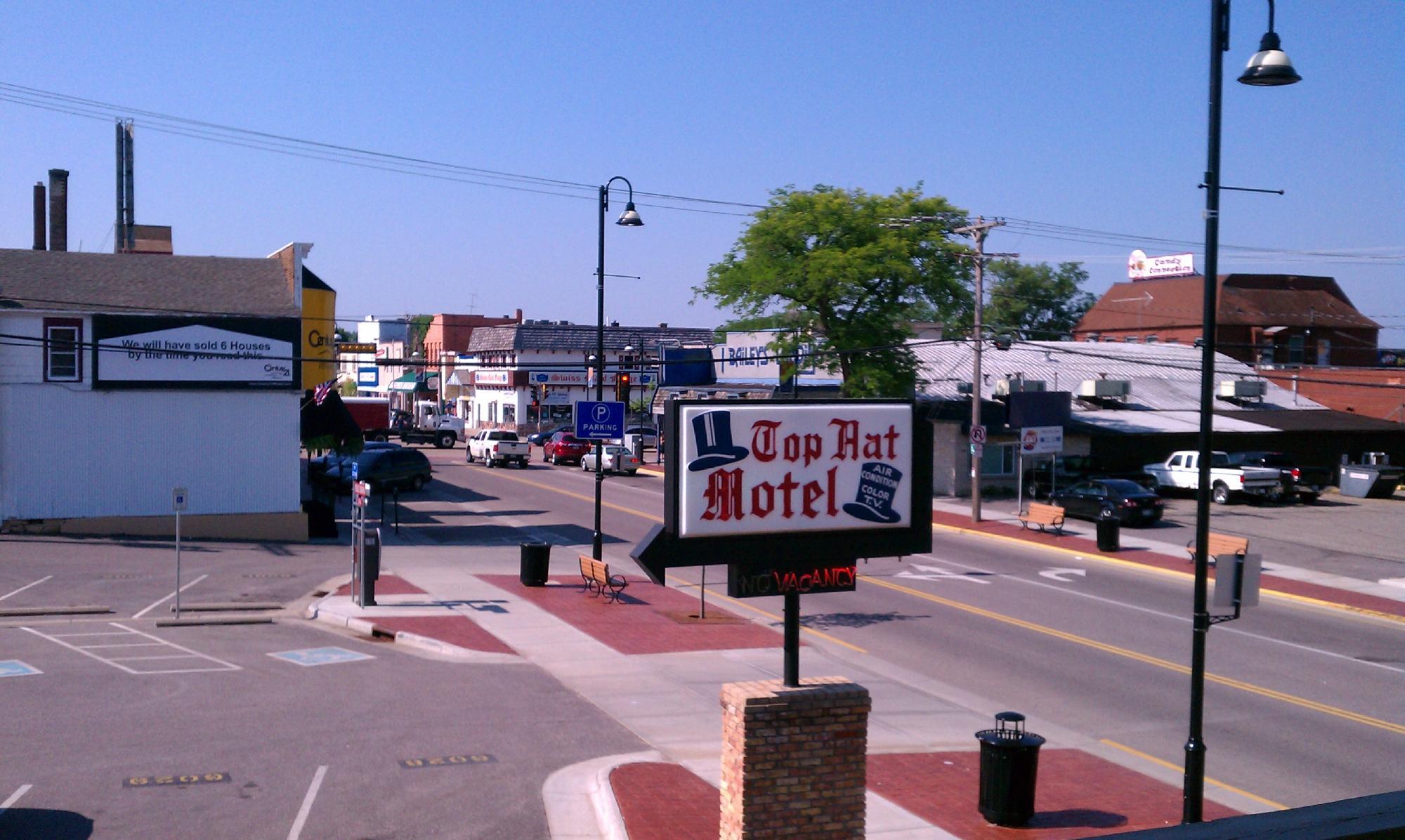 Top Hat Motel