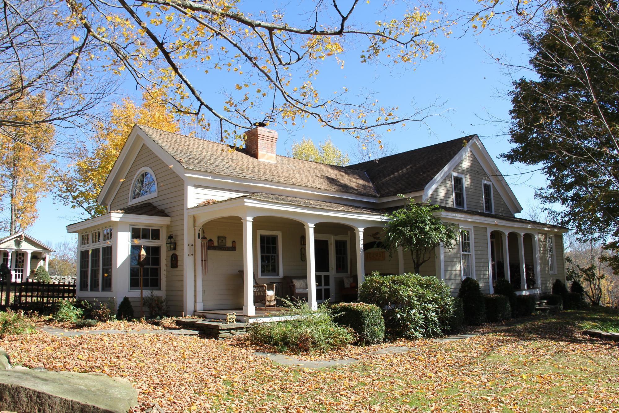 Stone Wall Acres Bed & Breakfast