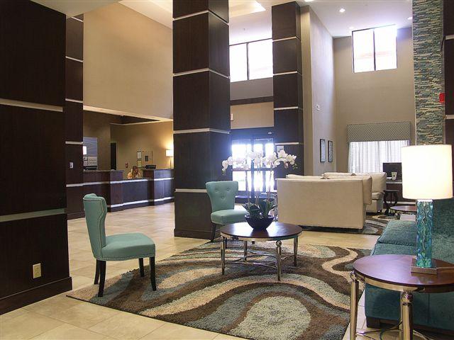 Holiday Inn Express & Suites Cleveland Northwest, an IHG Hotel