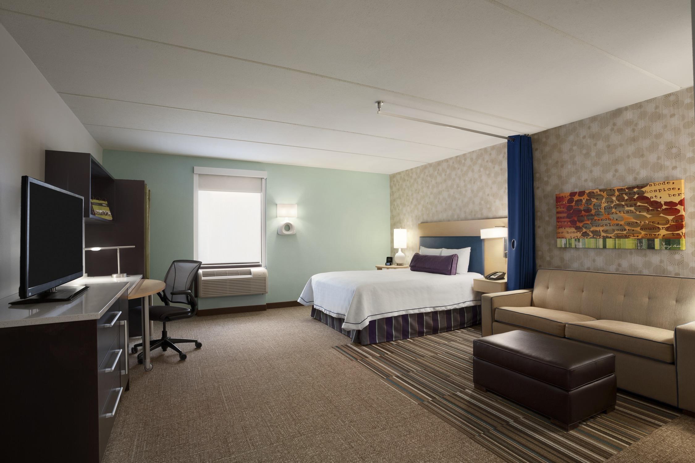 Home2 Suites by Hilton Philadelphia - Convention Center, PA