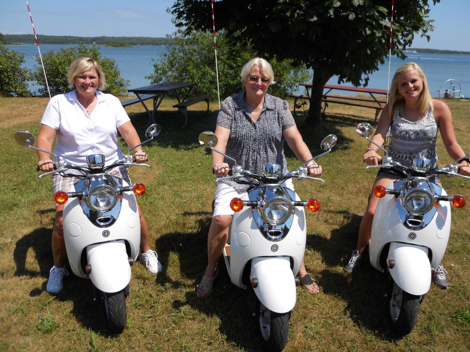 Annie's Island Moped Rentals