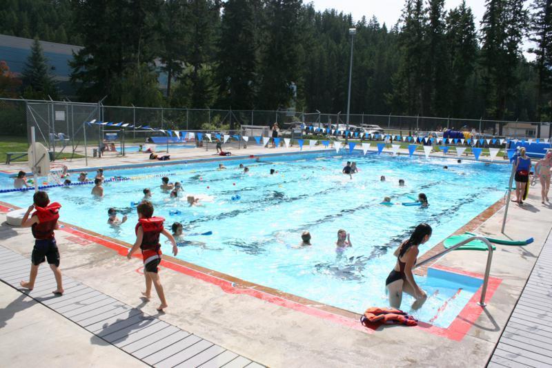 Golden Swimming Pool