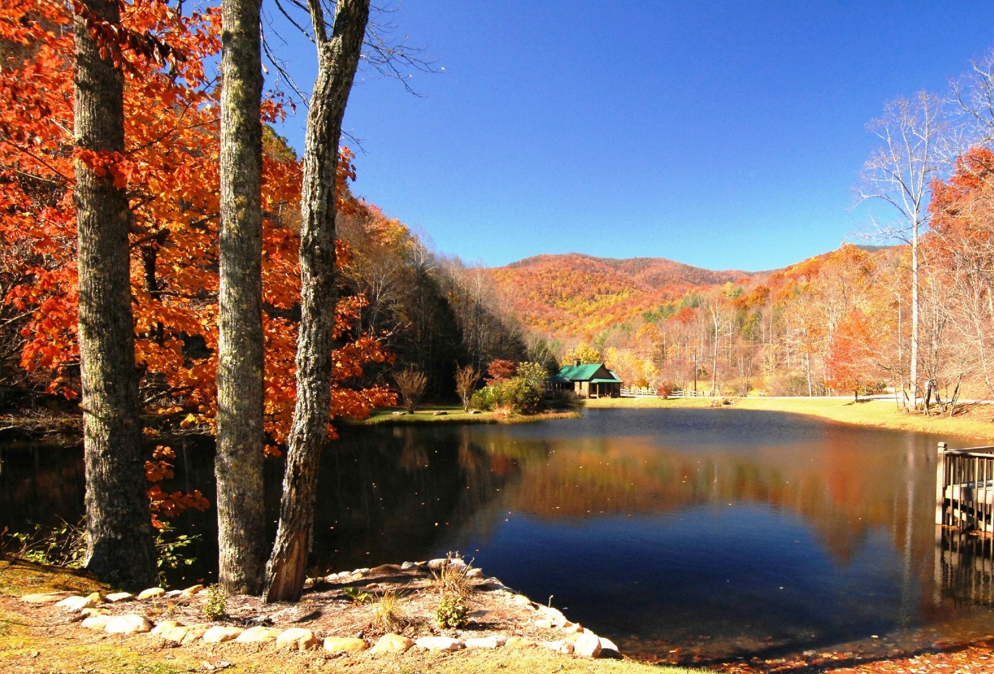 Valley Springs Lodging