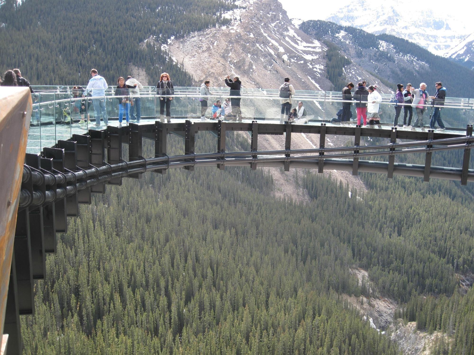 Columbia Icefield Scenic Walks