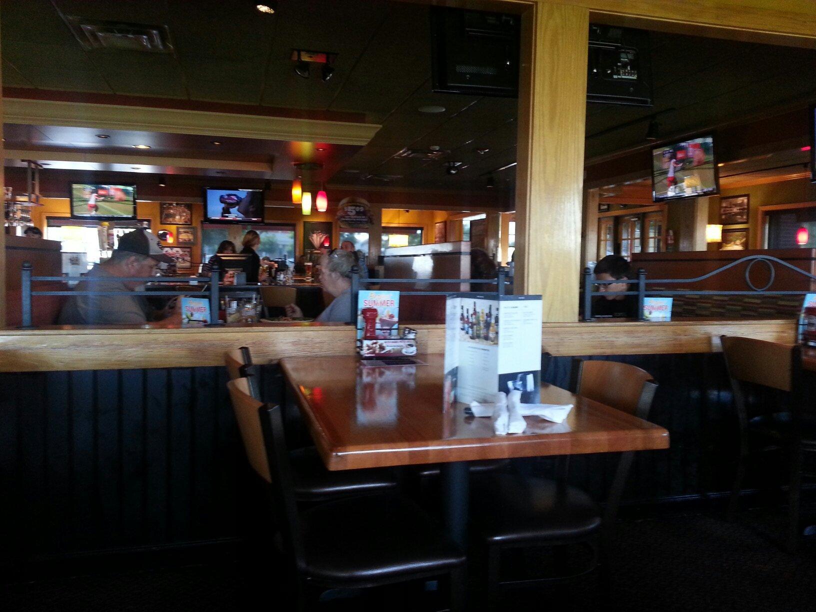 Applebee's Grill + Bar