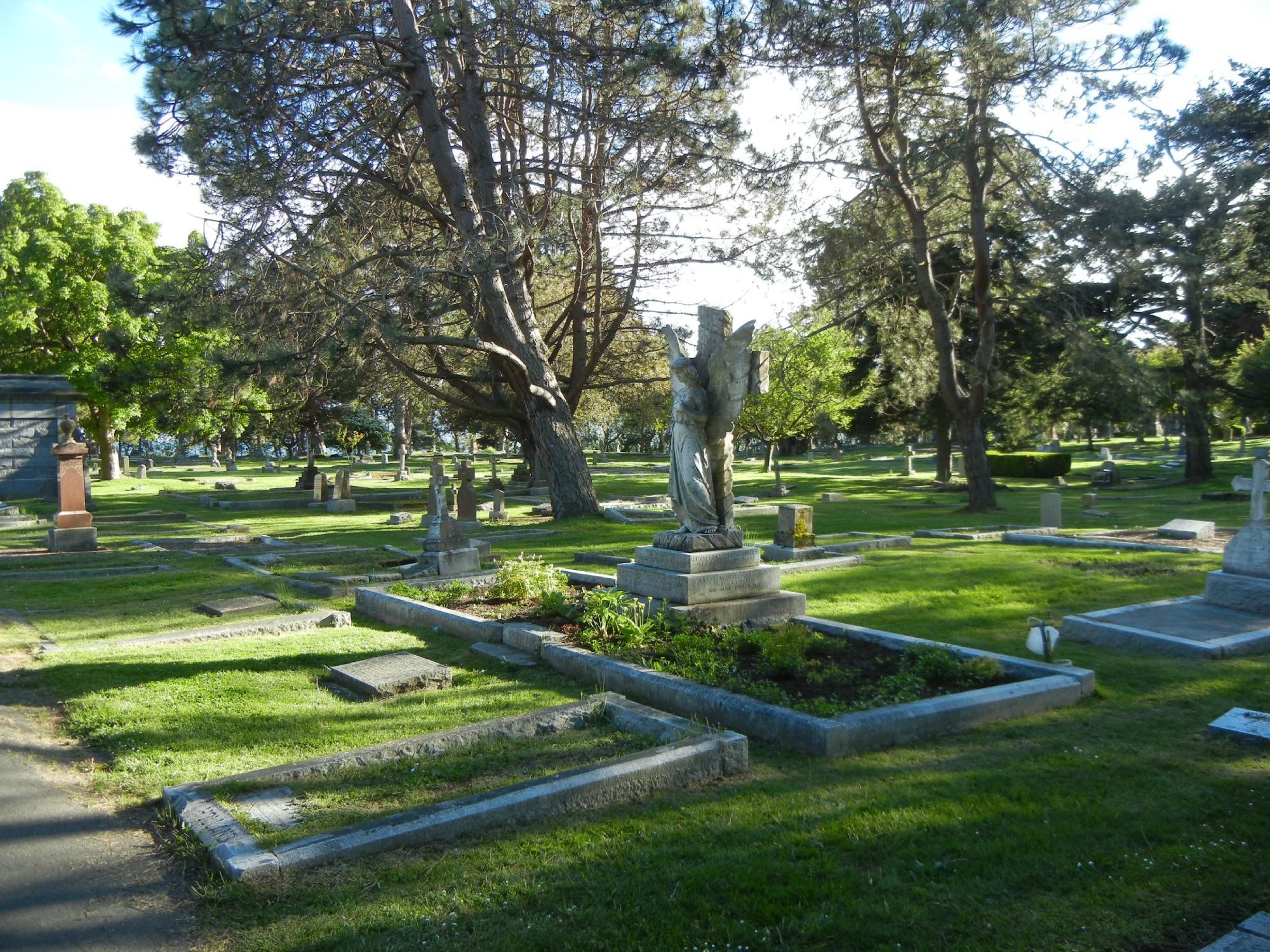 Ross Bay Cemetery