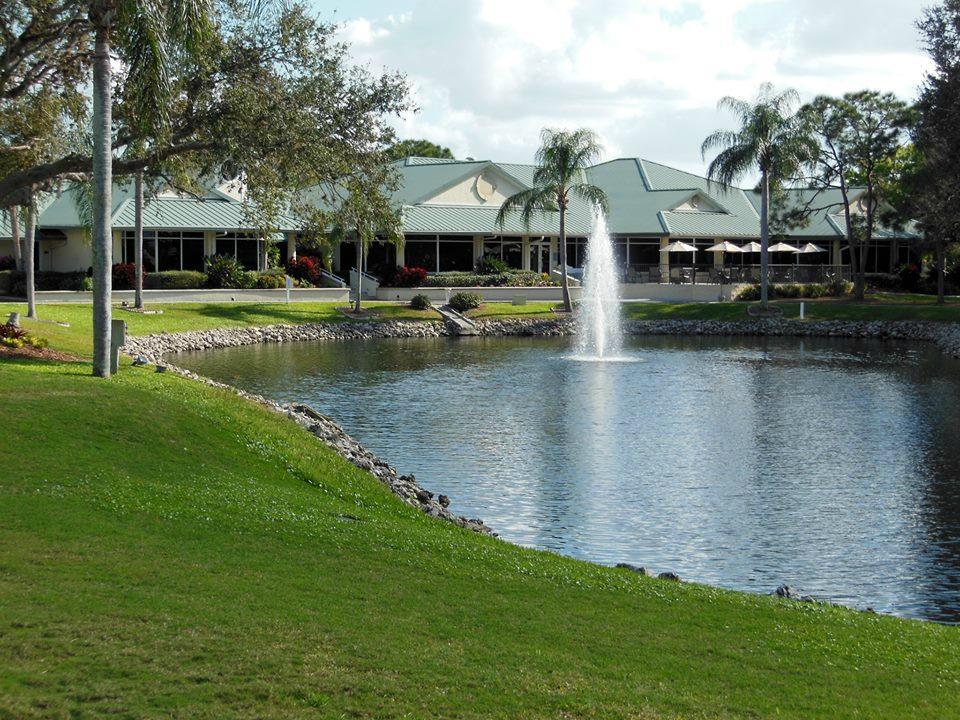 Jacaranda West Country Club