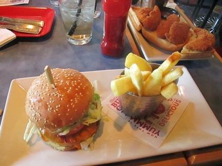 Red Robin Gourmet Burgers