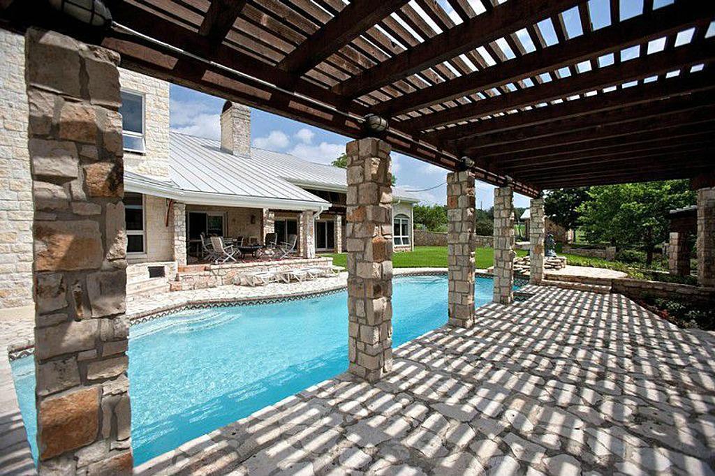 CW Hill Country Ranch Bed and Breakfast