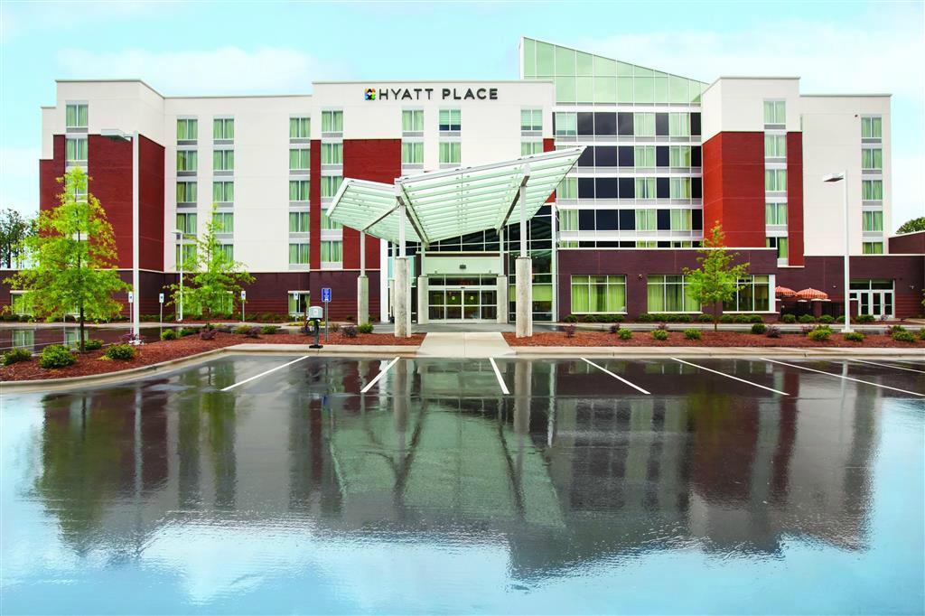 Hyatt Place Raleigh / Cary