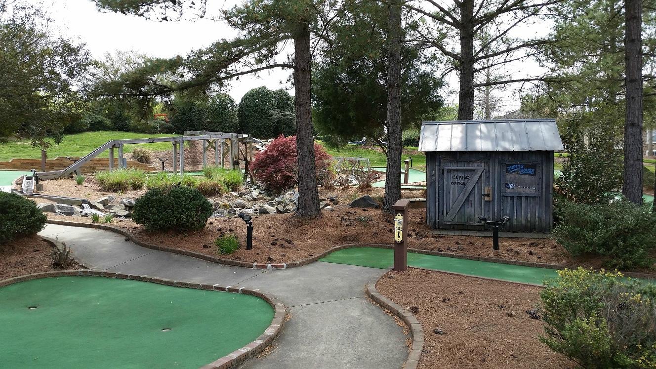 Lost Duffer Miniature Golf