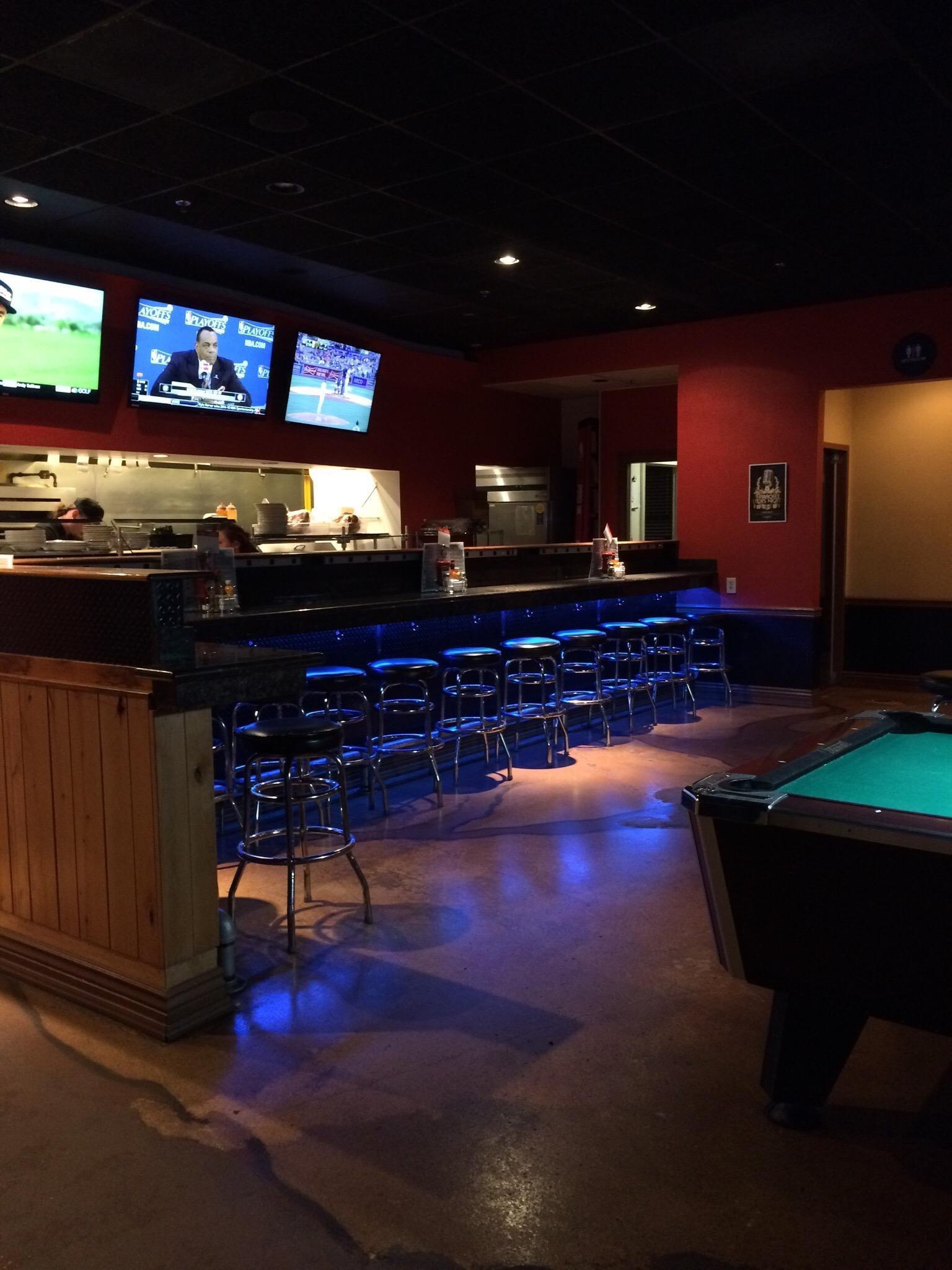 Tailgaters Sports Bar & Grill