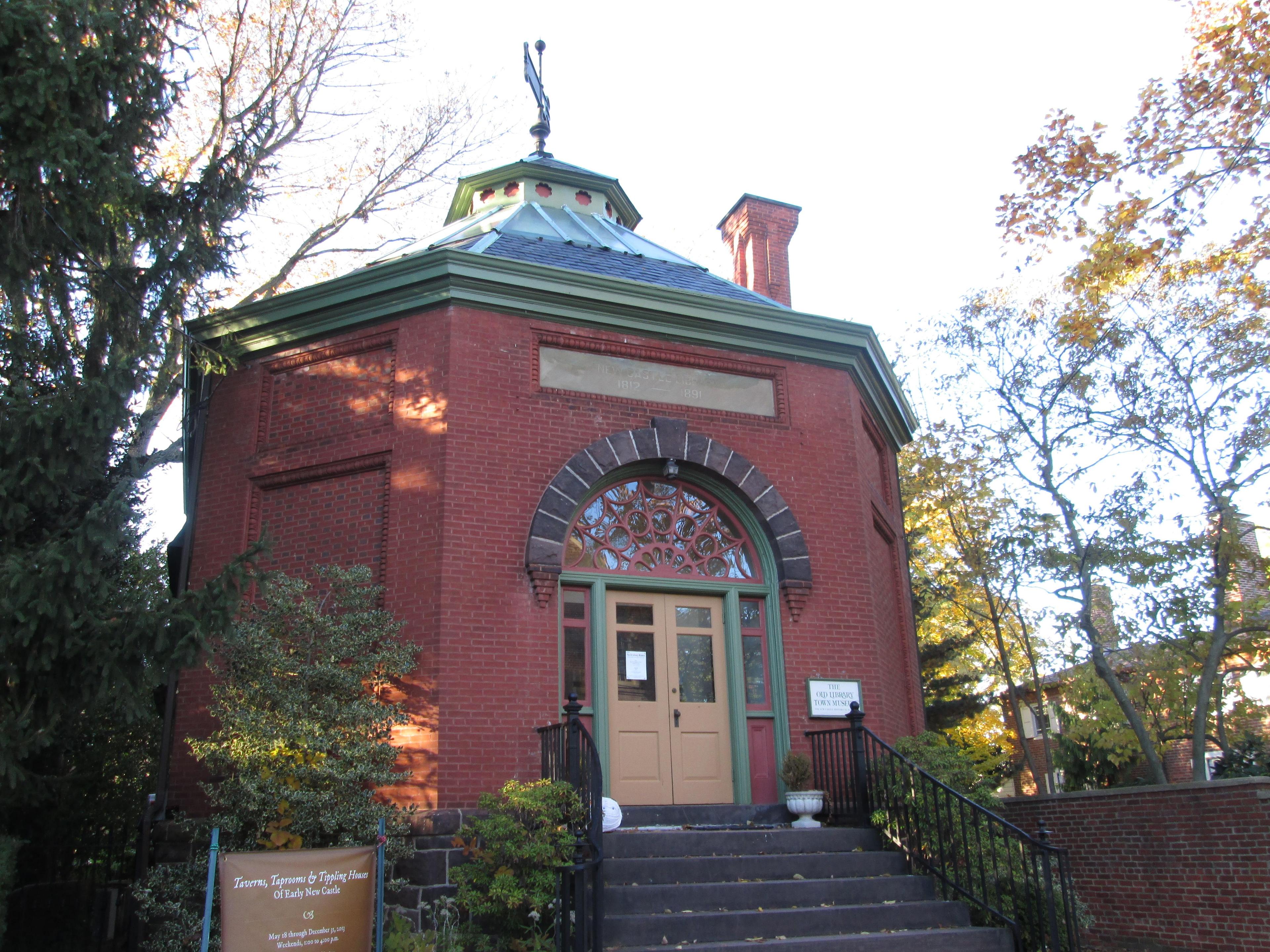 Old Library Museum