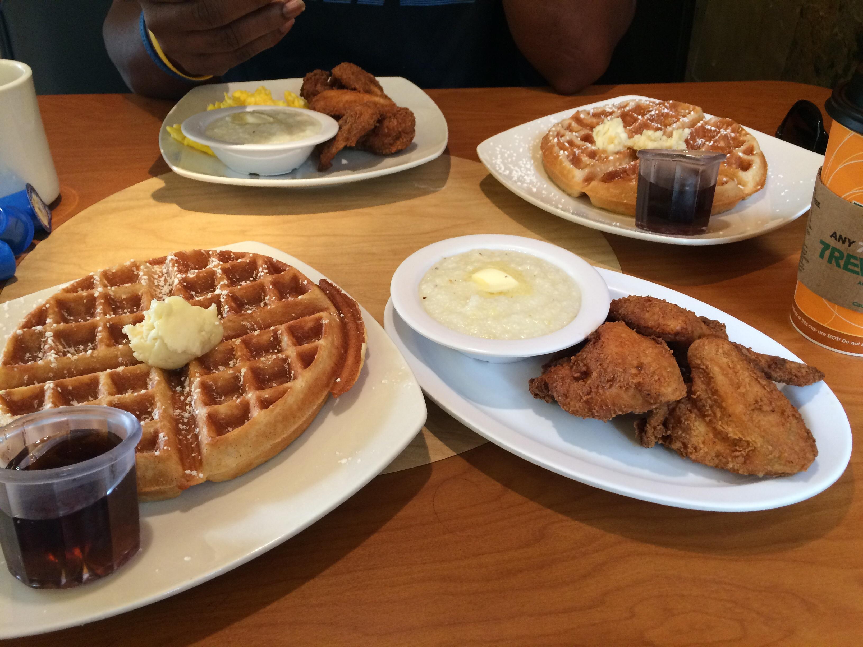 B's Chicken & Waffles 