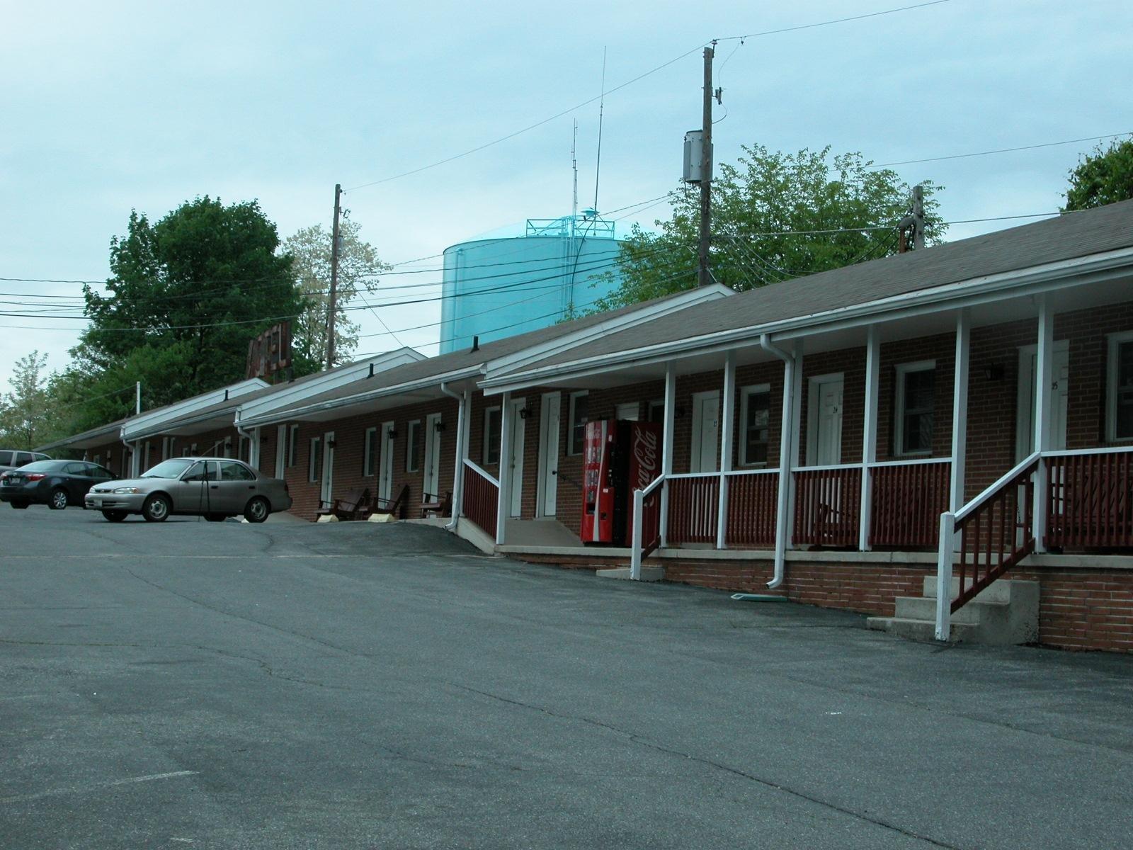 Penn Amish Motel