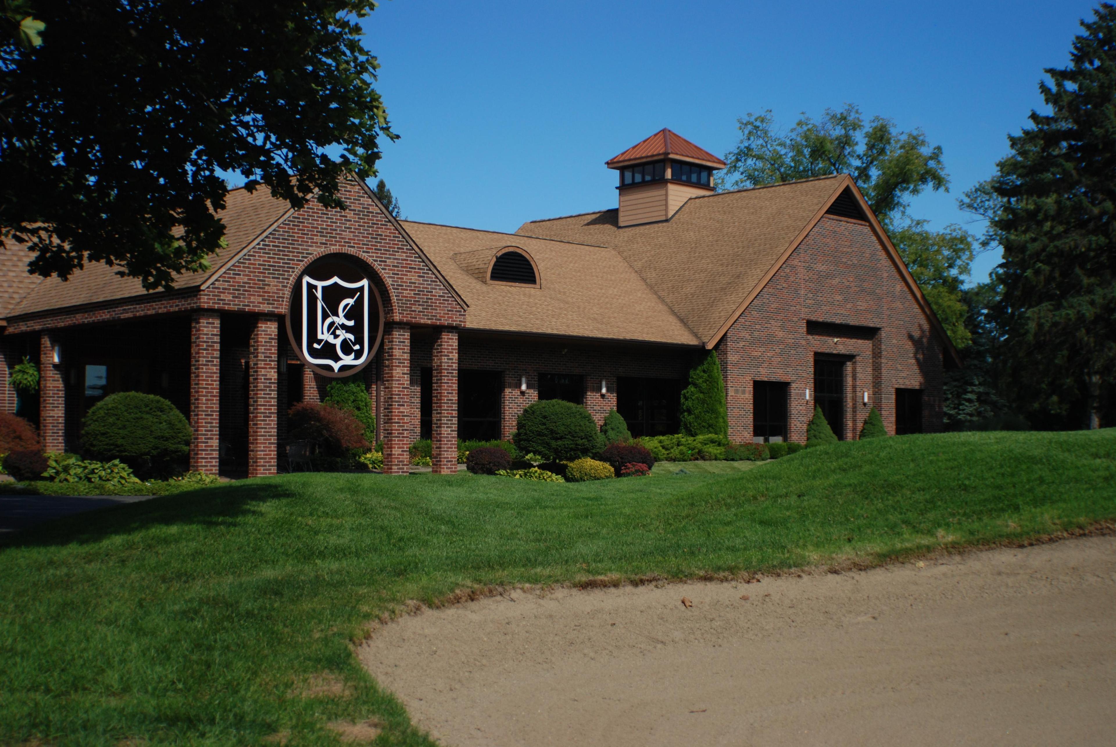 Lakelands Golf & Country Club