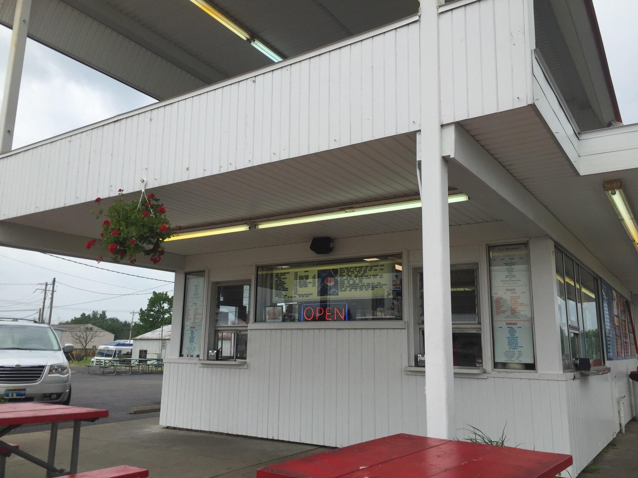 Tiny's Dairy Barn